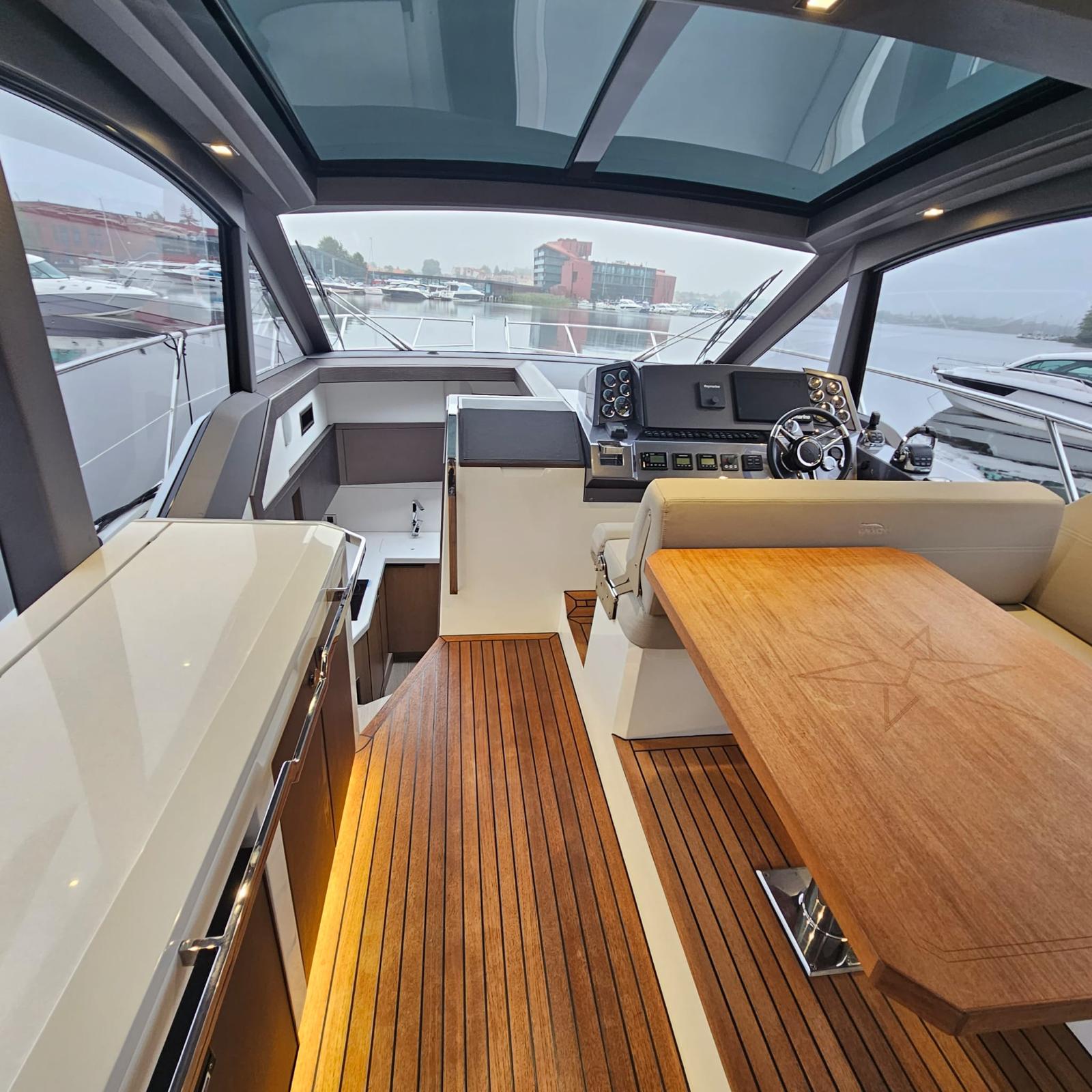 galeon_425_hts_301025_5